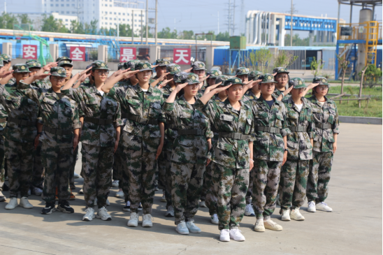 員工生(shēng)活 